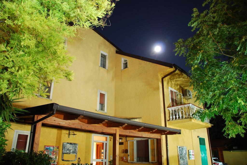 Bed And Breakfast Pieffe Фрашинето Экстерьер фото